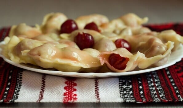 Varenyky with cherries (filled dumplings)
