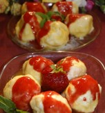 Knedlyky with strawberry and huslianka