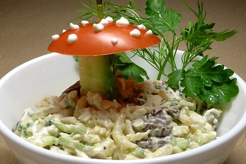 Salad 'Mushroom'