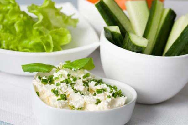 Curd salad with lettuce