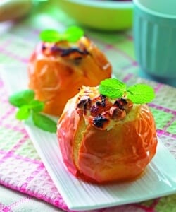 Apples with cheese stuffing