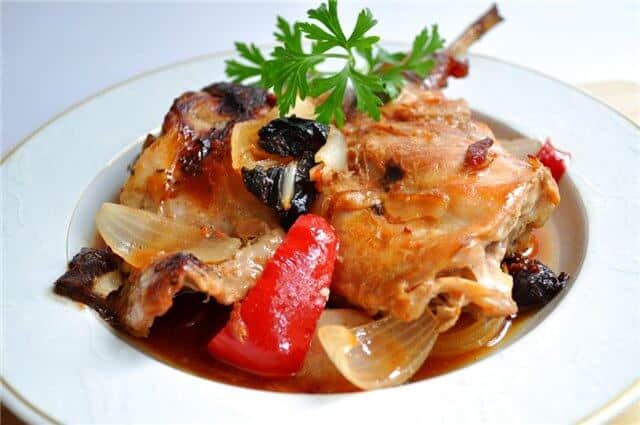 Rabbit in white wine with vegetables
