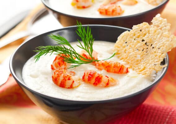 Cheese soup with shrimps