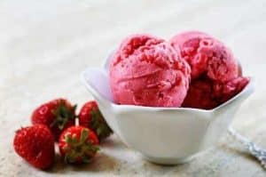Homemade strawberry ice cream with yogurt