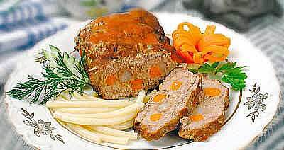 Steamed beef with carrot and parsnip