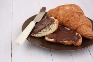 Black chocolate and cheese spread