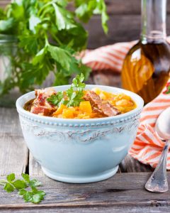 Potato soup with spareribs and beans