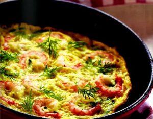 Prawn omelette with tomato