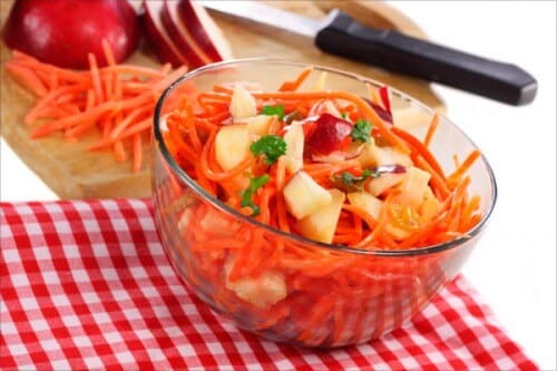 Sweet and sour carrot salad