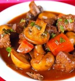 Beef and Champignon Stew in Red Wine