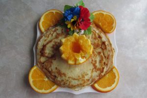 Pancakes with flavorful oranges