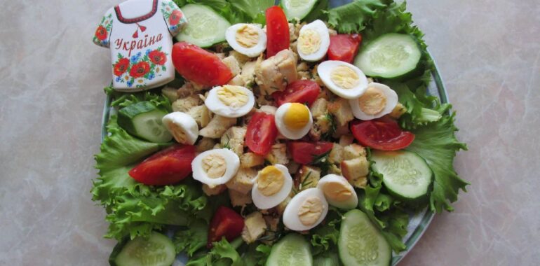 Chicken, Tomato, Cucumber, and Egg Salad