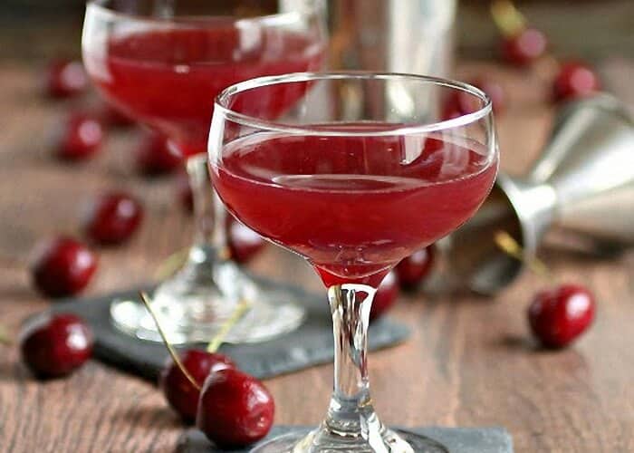 Cherry liqueur (old recipe)