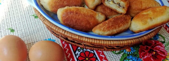 Ukrainian pyrizhky with buckwheat and egg (Hand pies)