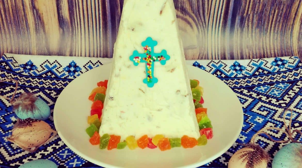 Ukrainian Easter cheese cake