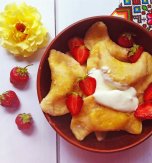 Strawberry dumplings – Delicious treat from Ukraine