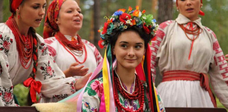 Ukrainian wedding – Unique traditions, rich culture
