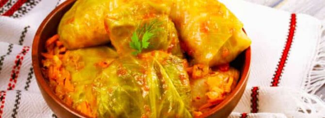 5 Perfect sauces for holubtsi (Ukrainian cabbage rolls)
